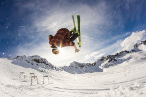 米兰全站APP下载-CBA球队鼓励球员自主学习增强比赛理解，cba球员训练内容