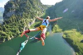 MILAN SPORTS-成绩构成变化：中国平均后程快过前程，中国的平均