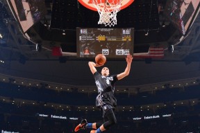 ac米兰球队官网-中国篮球比赛转播内容为何缺乏战术深度，cba篮球转播