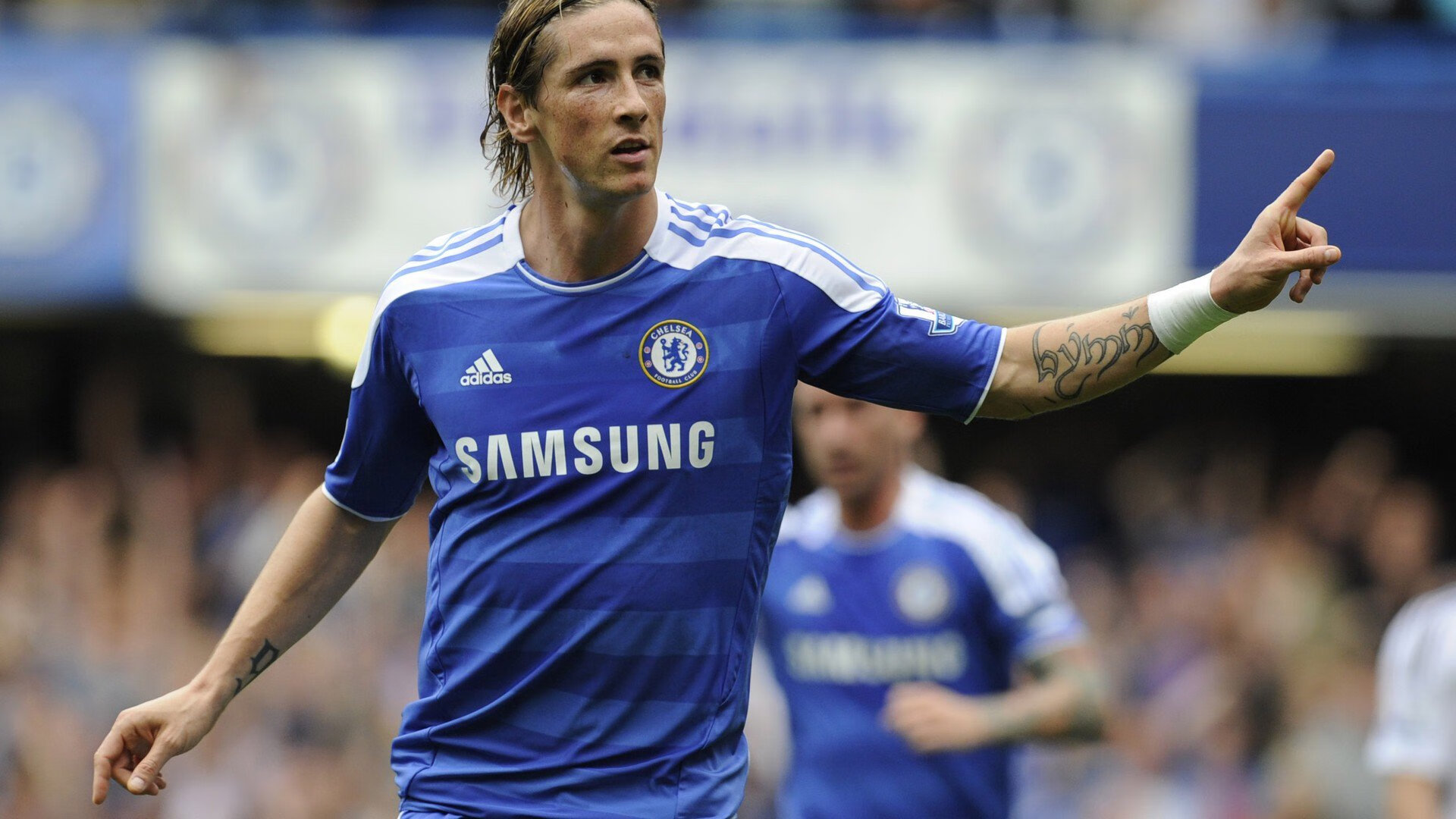 CBA比赛吸引大量球迷关注