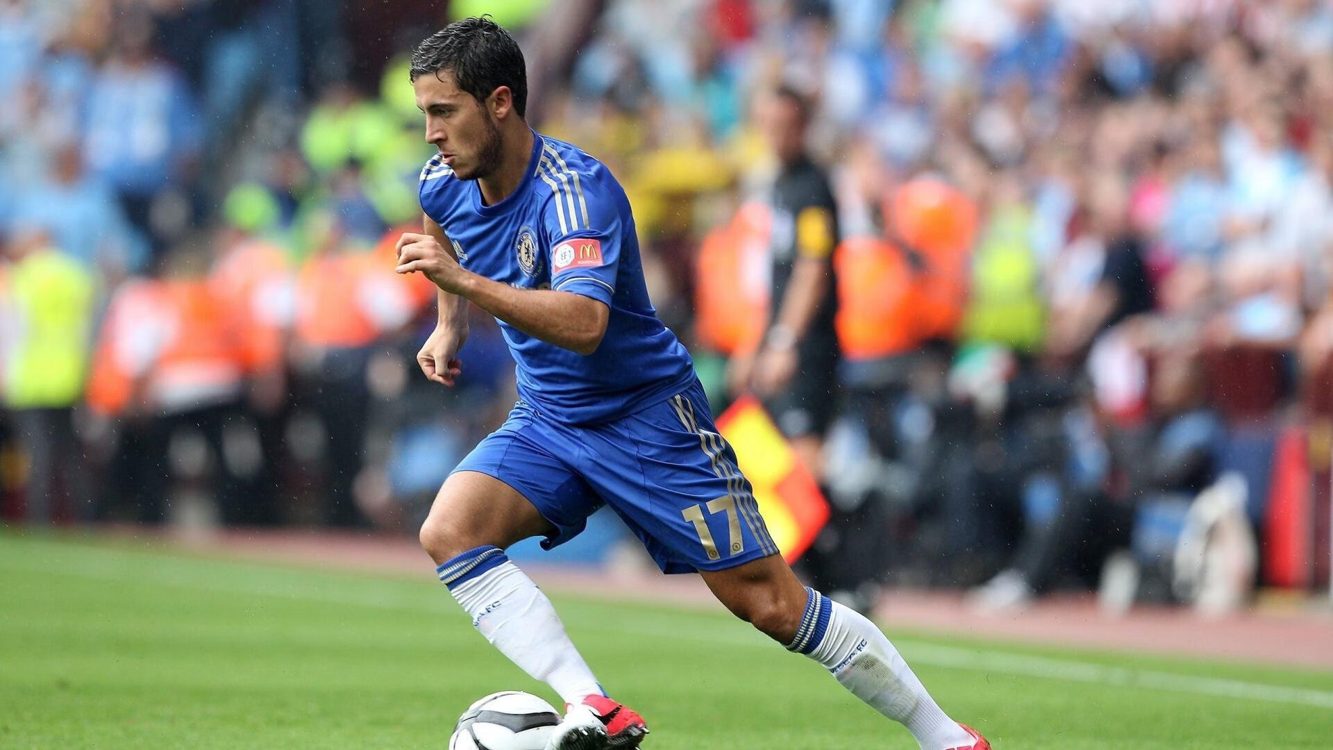 CBA比赛末节对抗愈发激烈